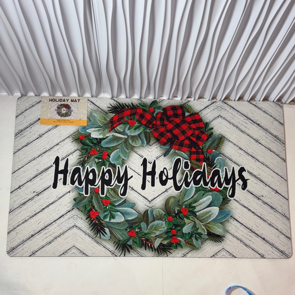 Festive Holiday Wreath Doormat - Red and Green Holly 18X30 NWT